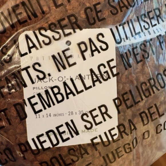 Pottery Barn Light Up Jack O Lantern Orange Pumpkin Pillow NWT - Picture 3 of 6